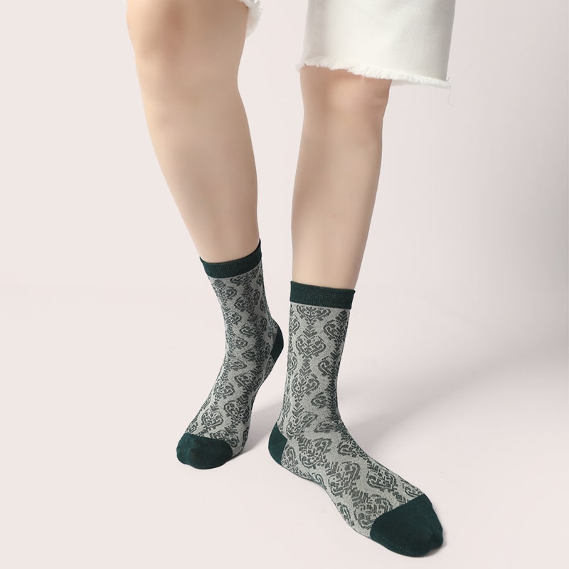 Midnight Blossom Sock - TheSockWave
