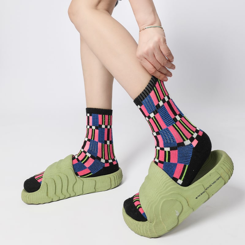 Dot Line Sock - TheSockWave
